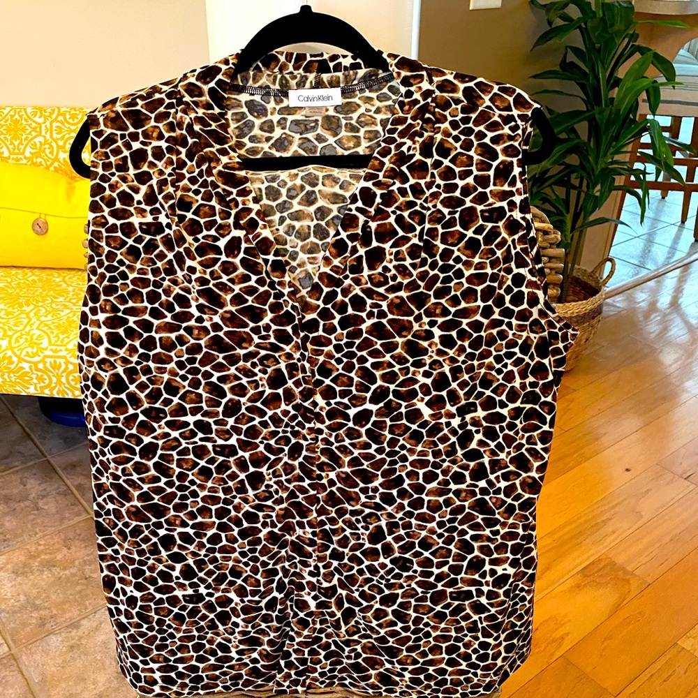 Calvin Klein Animal Print Sleeveless Blouse XL
